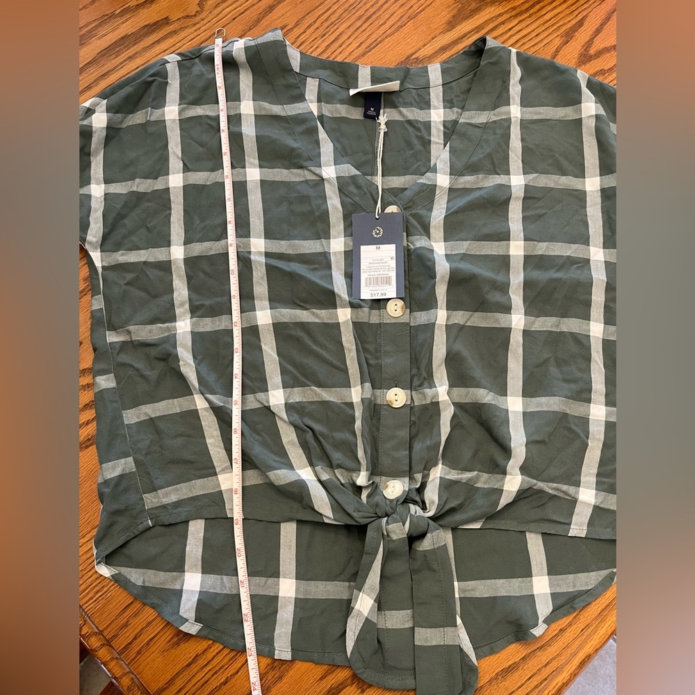 Universal Thread Top, Medium - Picture 6 of 6